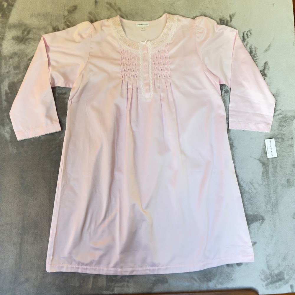 Miss Elaine Pink Smocked Nightgown‎ Lace Trim Long Sleeve 211124M Large NWT